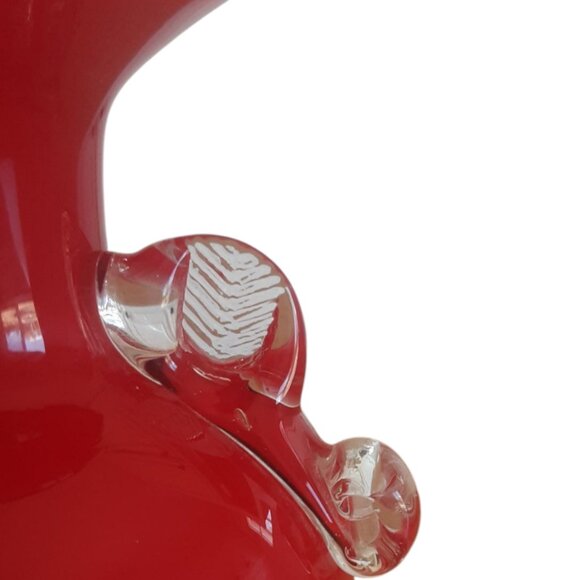 Franz Welz Czech Bohemian Red White Blown Glass Vase W/ Embossed Feather Handles - Picture 4 of 6